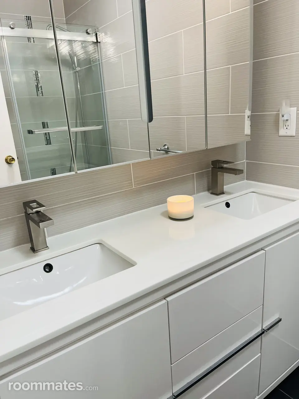 Profile photo 5 of 11