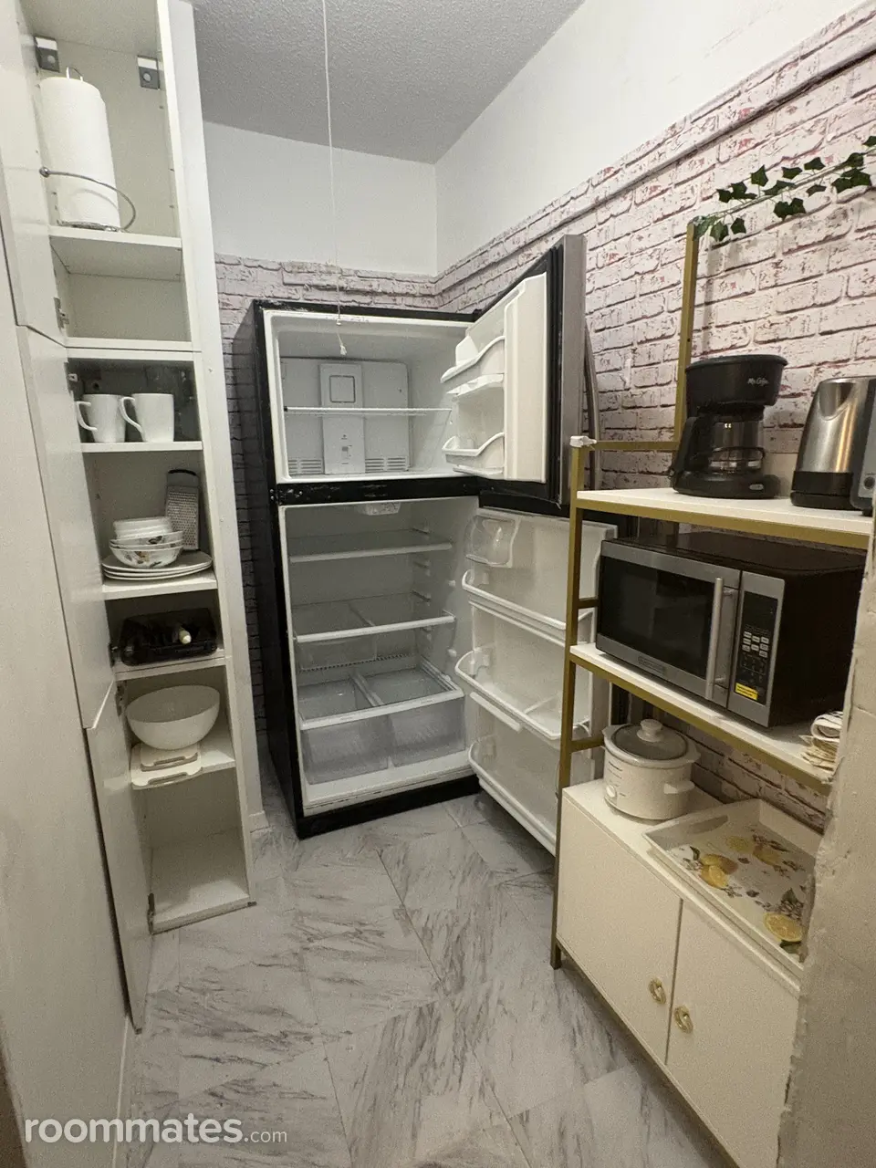 Profile photo 9 of 11