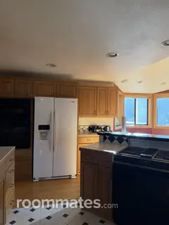 Room for rent in Parkland, WA $1000, house