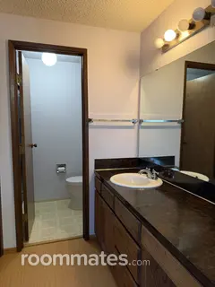 Room for rent in Parkland, WA $1000, house