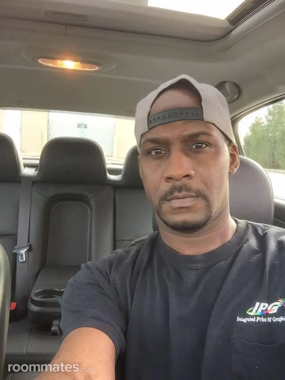 Profile photo 1 of 1