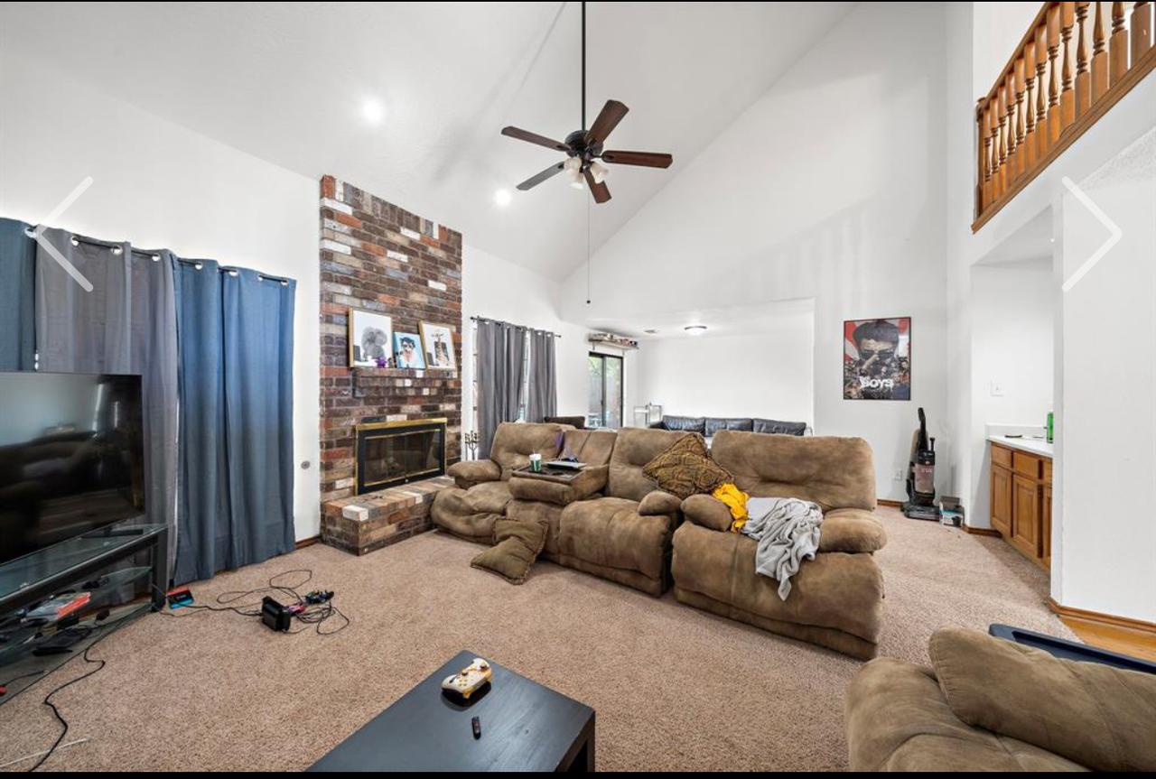 Profile photo 3 of 8