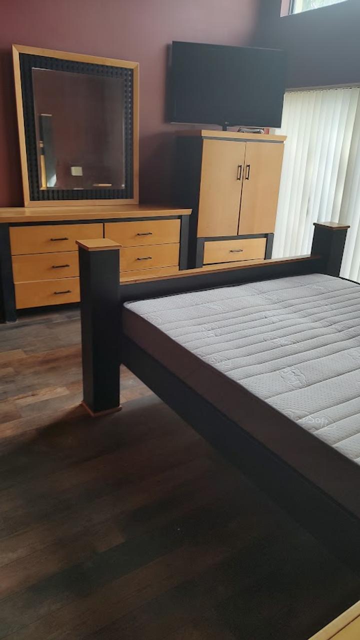 Profile photo 2 of 6