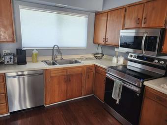 Room for rent in Reno, Nevada $1200, townhouse
