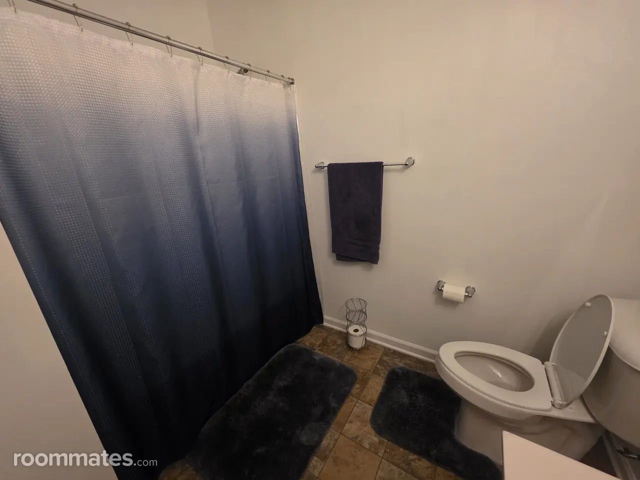 Profile photo 3 of 8