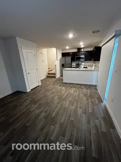 Room for rent in North Las Vegas, NV $700, condo