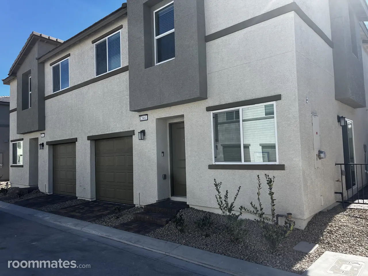 Profile photo 6 of 17