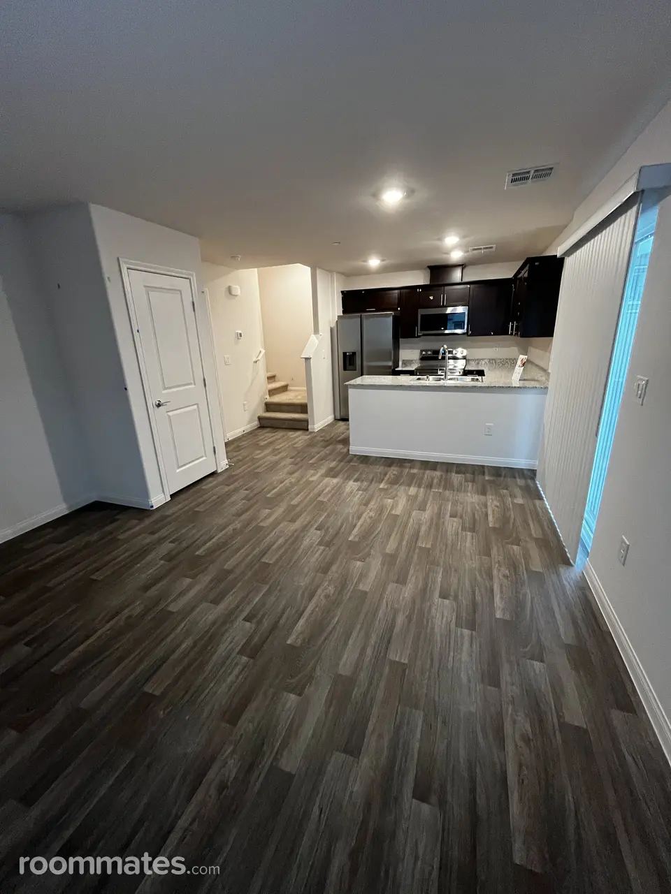 Profile photo 10 of 17