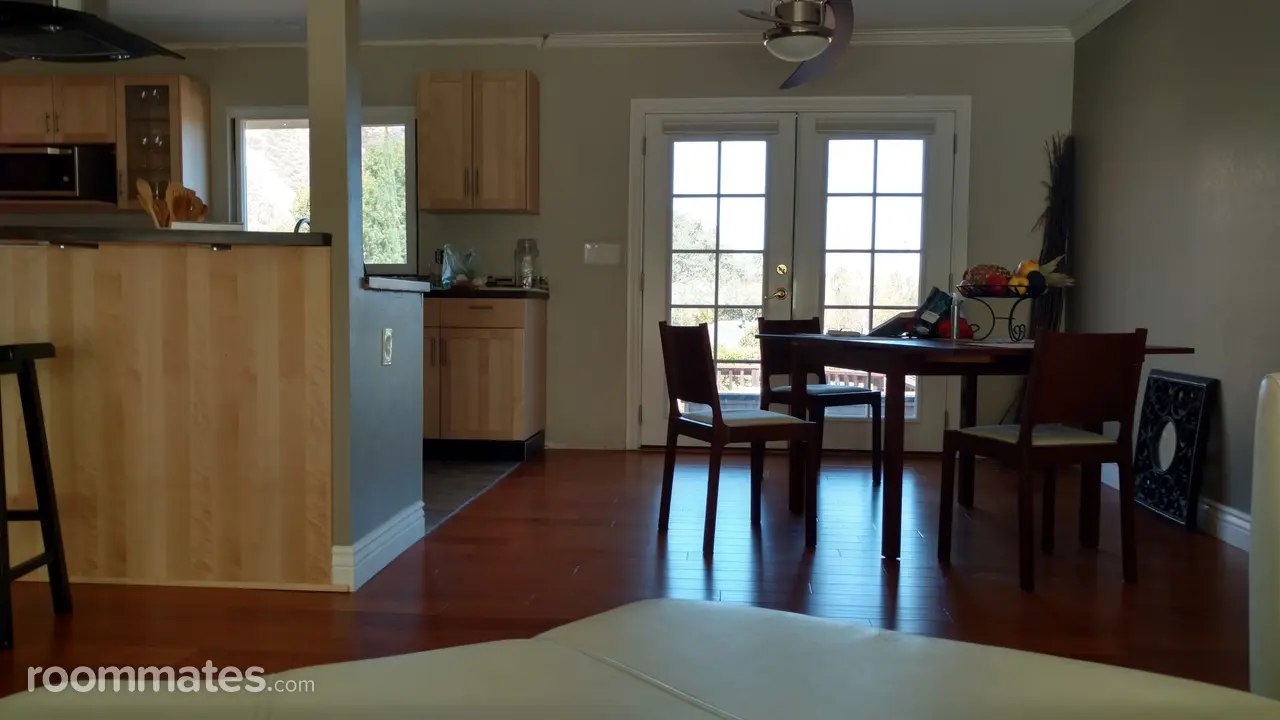 Profile photo 3 of 4