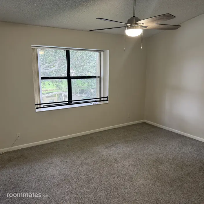 Room for rent in Coconut Creek, FL $1500, townhouse