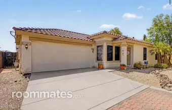 Room for rent in Chandler, AZ $800, house