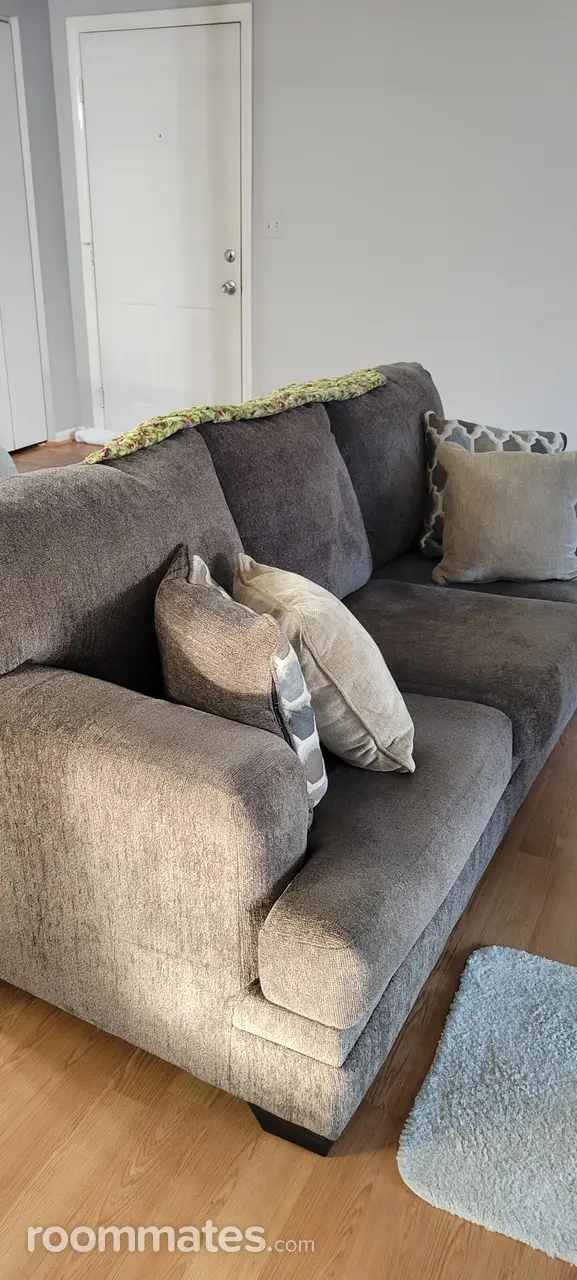 Profile photo 7 of 8