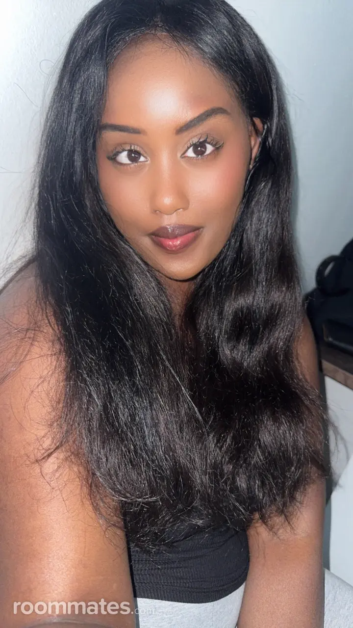 Profile photo 3 of 4