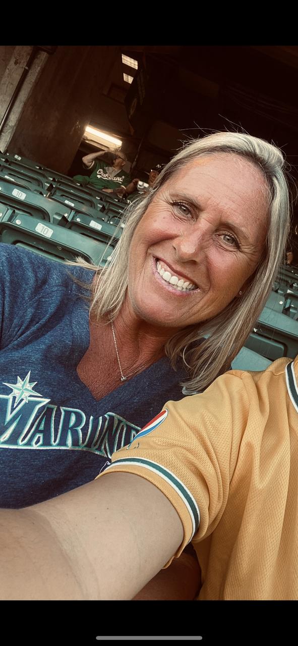 Profile photo 16 of 17