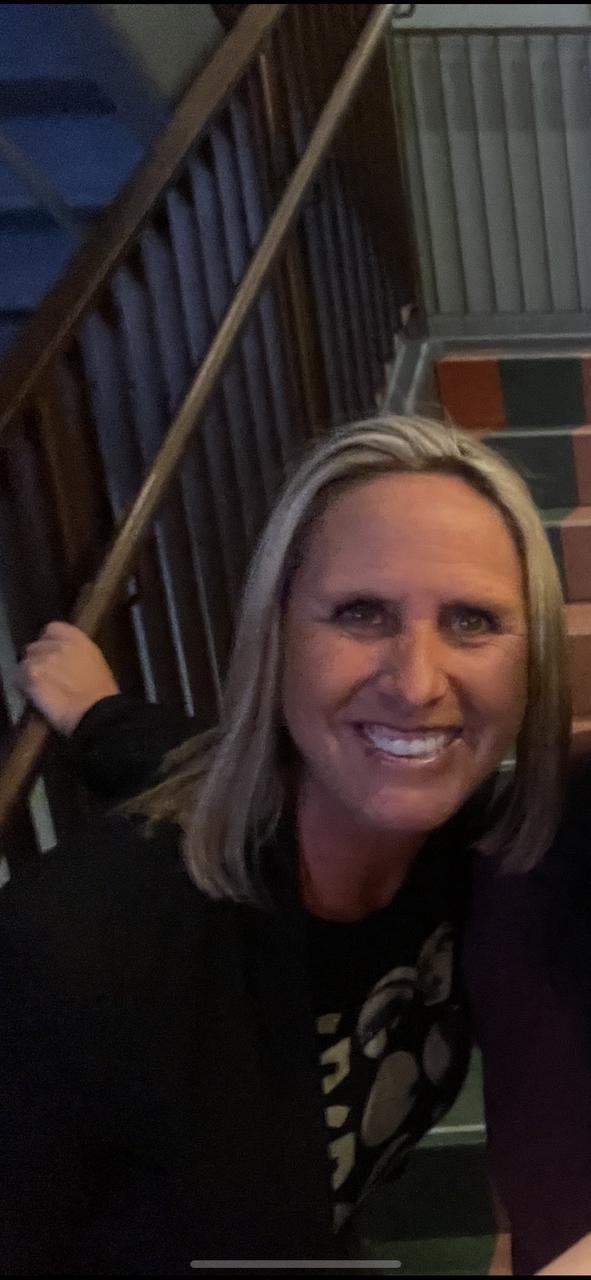 Profile photo 17 of 17