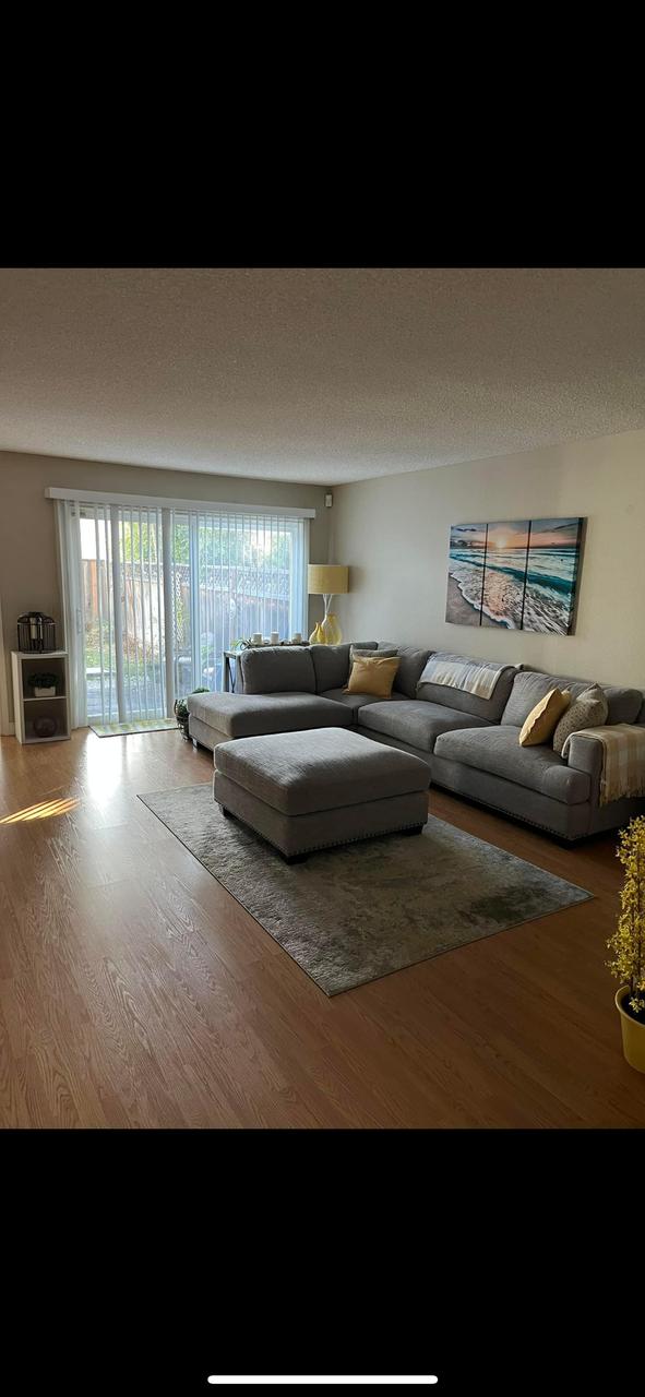 Profile photo 4 of 17