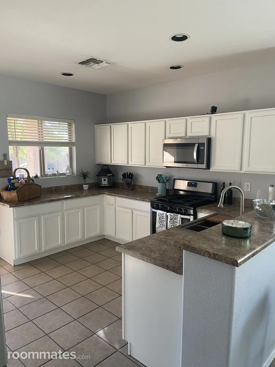 Profile photo 4 of 21