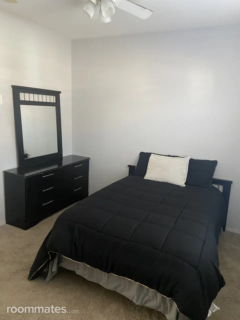 Profile photo 19 of 21