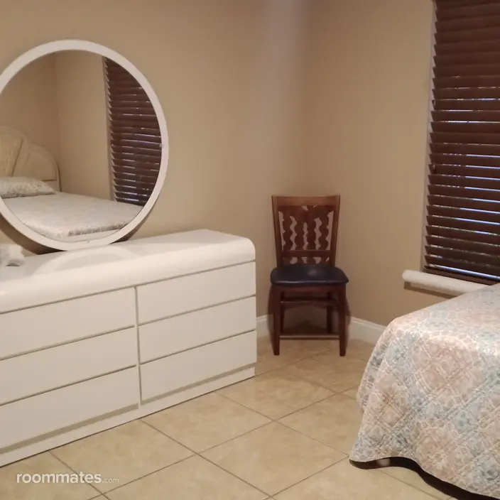 Room for rent in West Palm Beach, FL $1100, house
