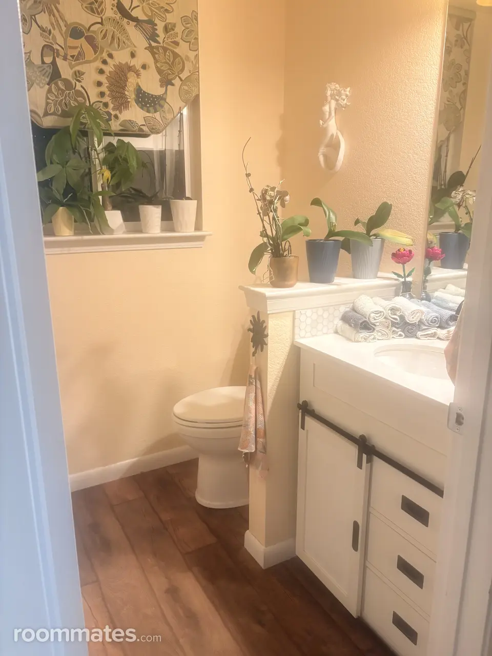 Profile photo 2 of 11