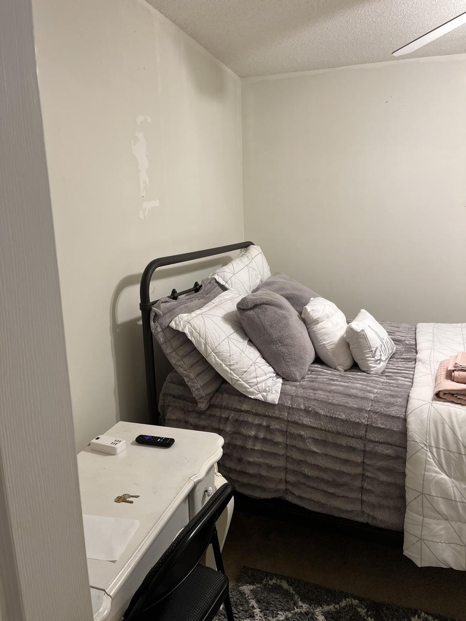 Profile photo 4 of 11