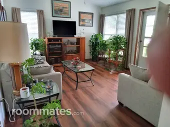Room for rent in Ottawa, KS $750, house