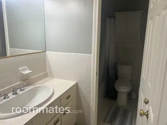 Room for rent in Manchester, NH $800, condo
