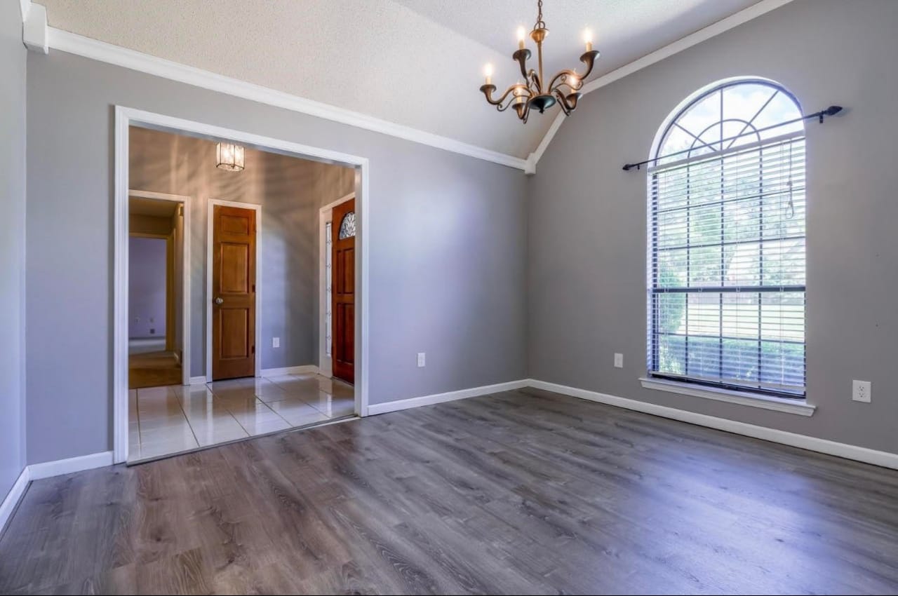 Profile photo 2 of 7