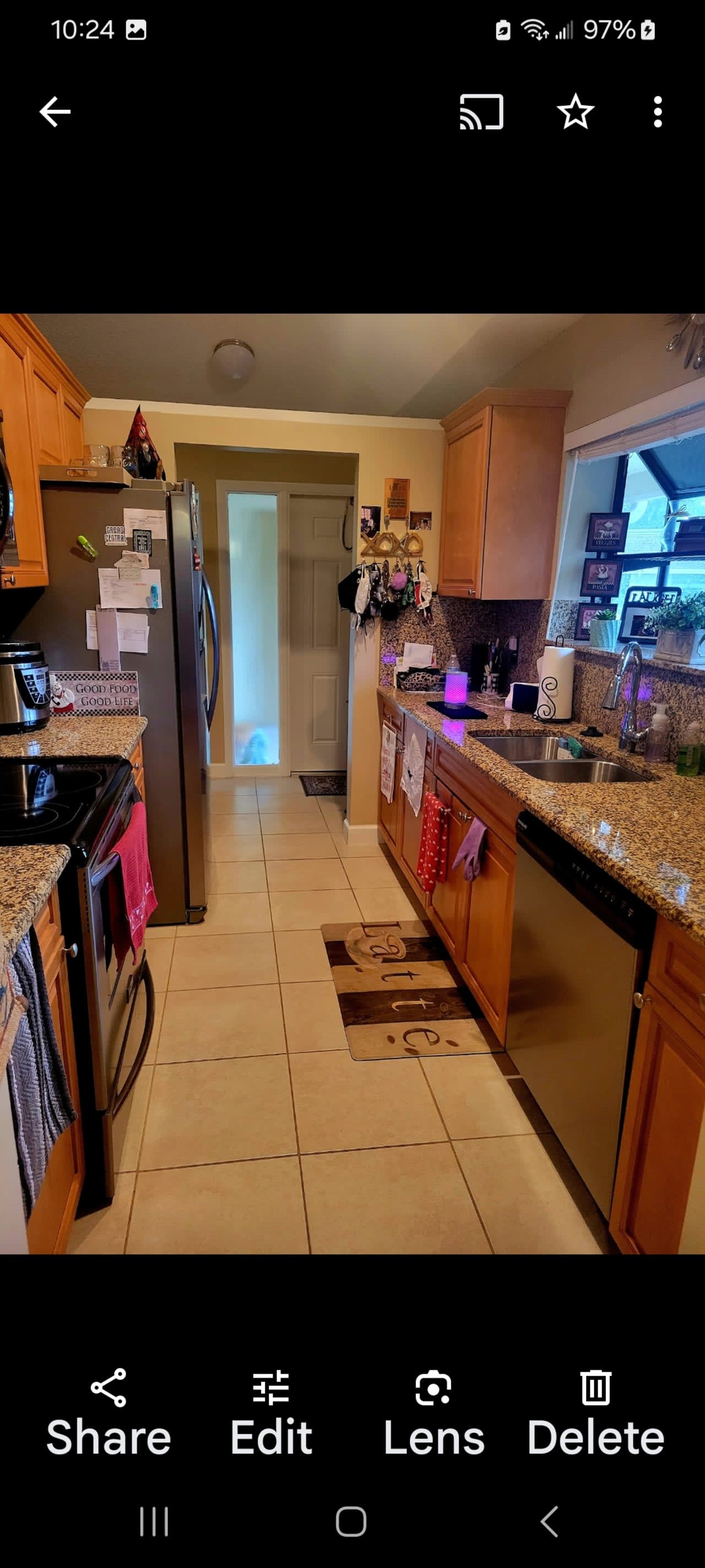 Profile photo 14 of 16