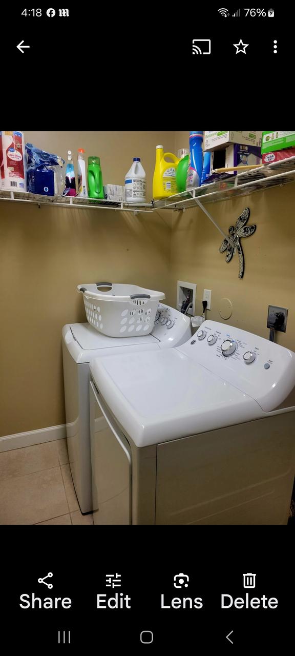 Profile photo 9 of 16