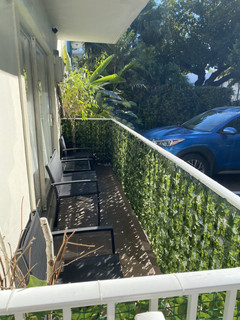 Room for rent in Miami Beach, FL $1000, condo