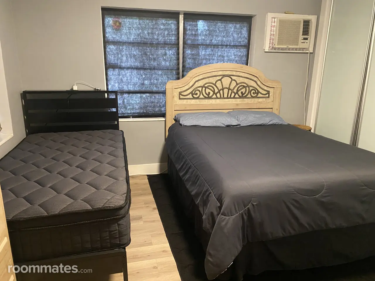 Profile photo 8 of 10