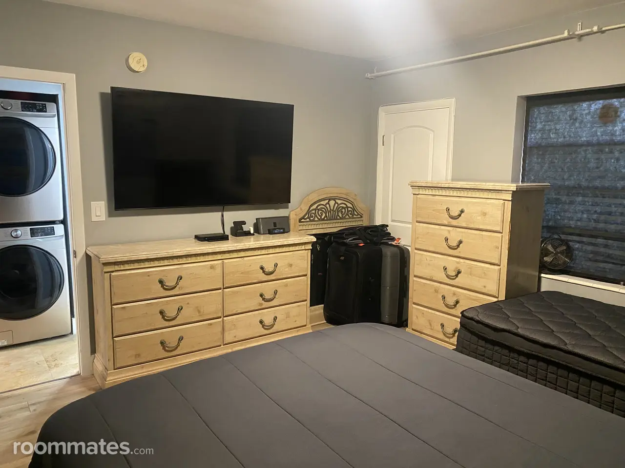 Profile photo 9 of 10