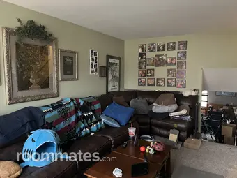 Room for rent in Madison Heights, MI $700, house