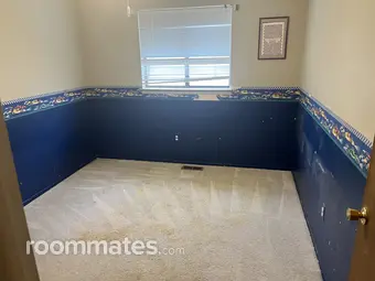 Room for rent in Madison Heights, MI $700, house