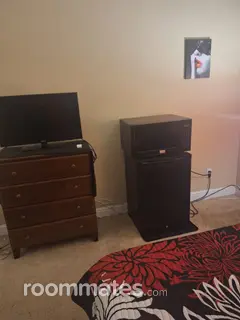 Room for rent in Lathrop, CA $900, house