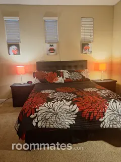 Room for rent in Lathrop, CA $900, house