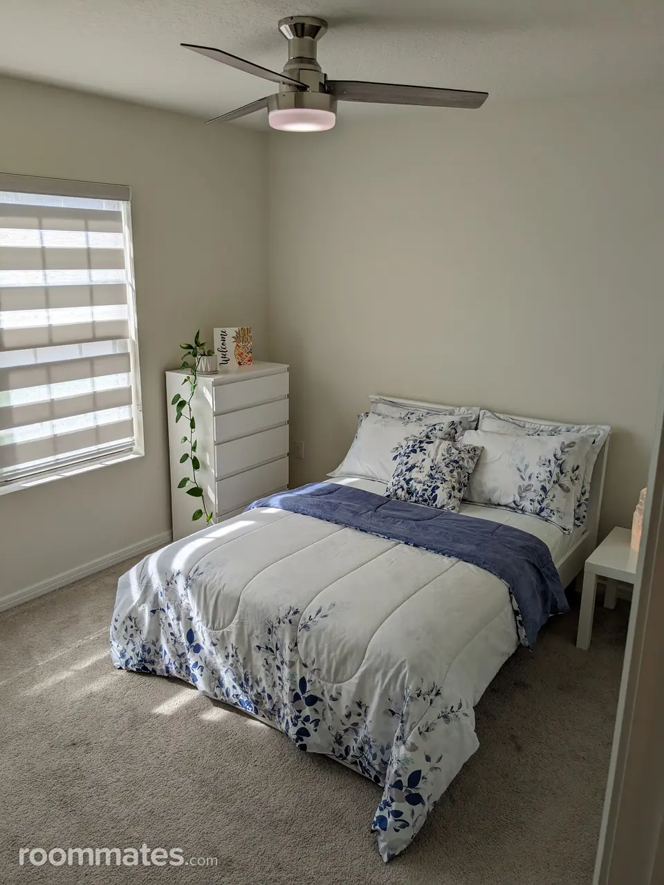 Profile photo 3 of 4