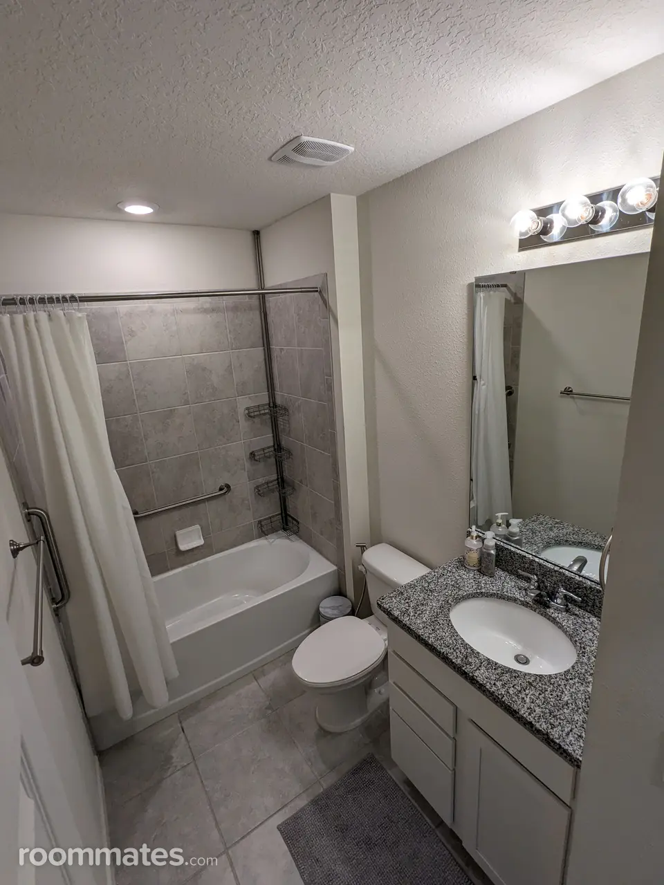 Profile photo 2 of 4