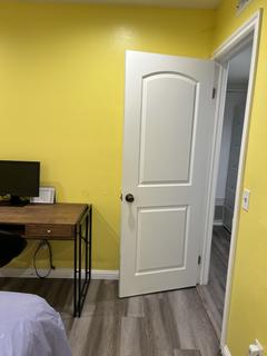 Room for rent in Ontario, CA $1000, condo