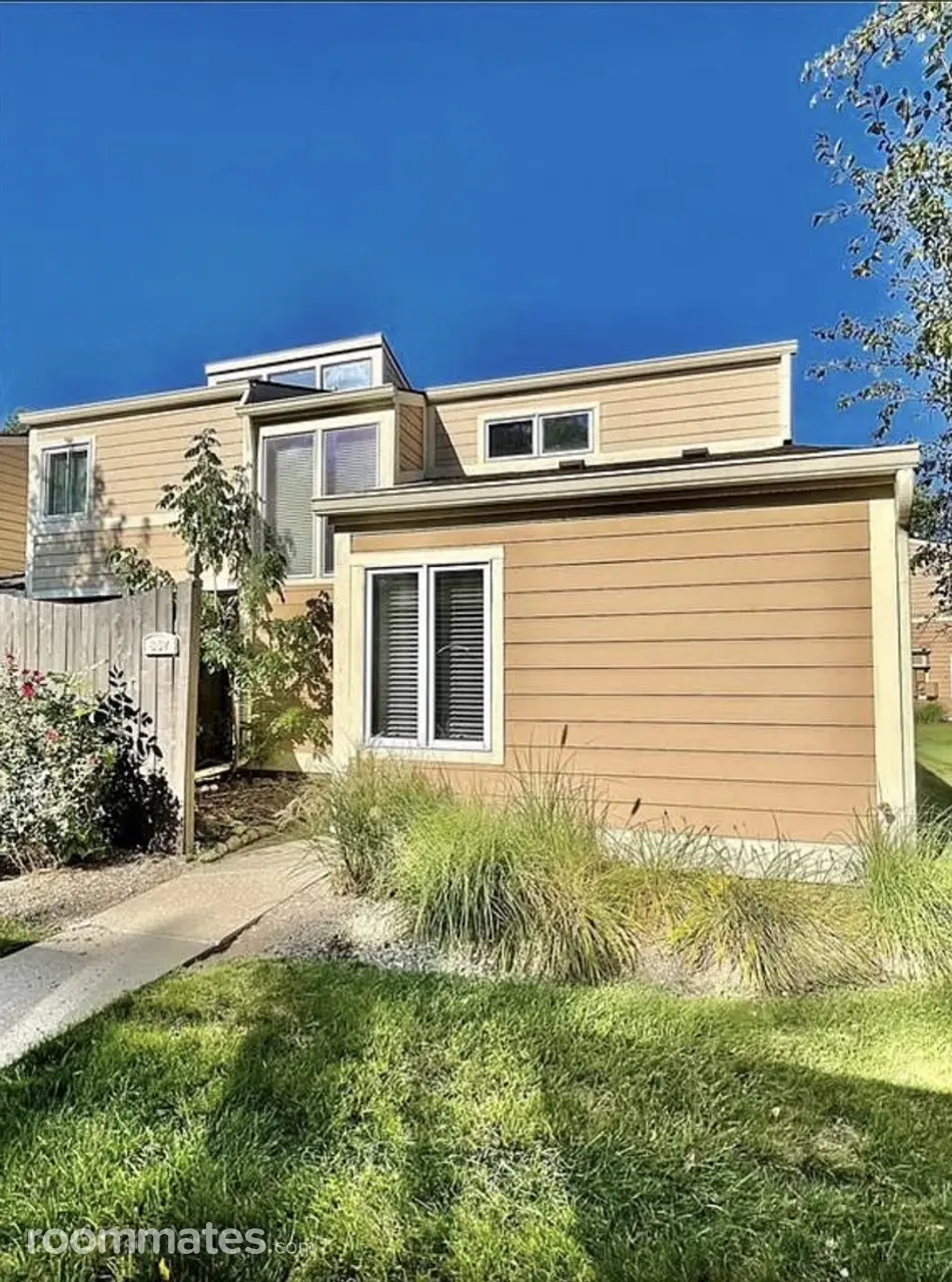 Profile photo 10 of 21