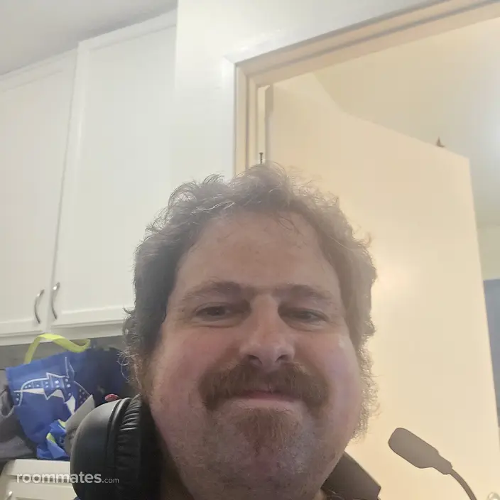 Roommate looking Lake Forest, CA, $1000