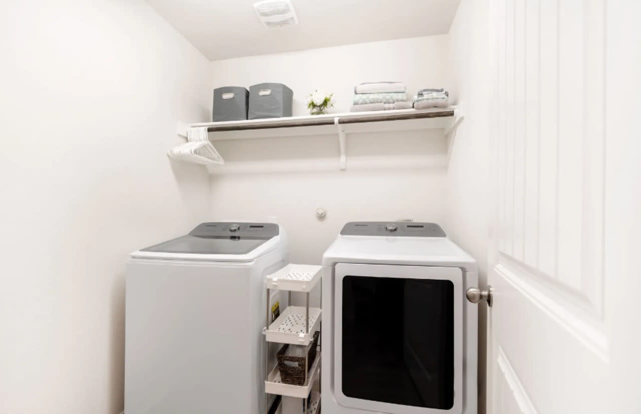 Profile photo 3 of 8