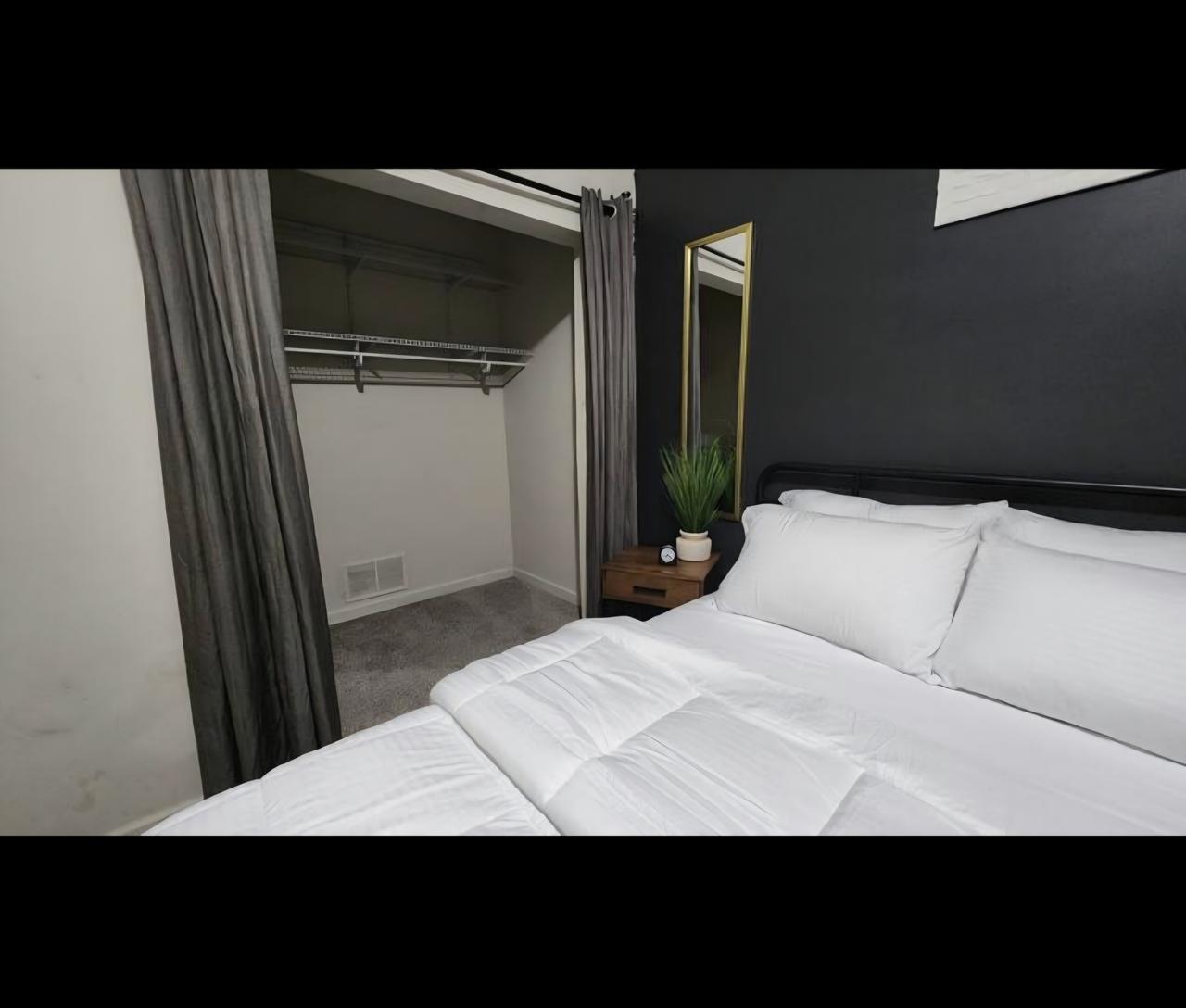 Profile photo 4 of 9