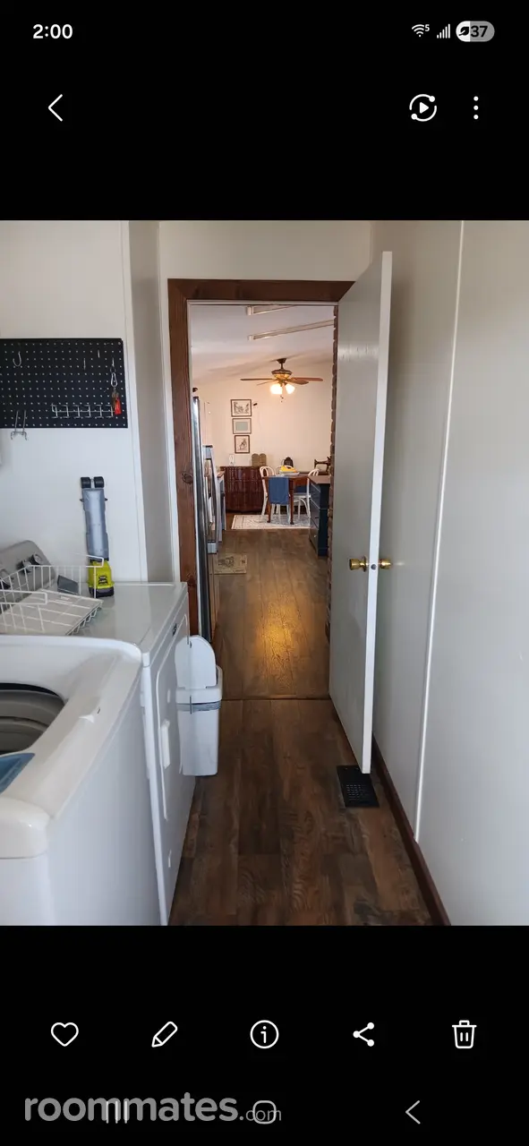 Profile photo 9 of 13