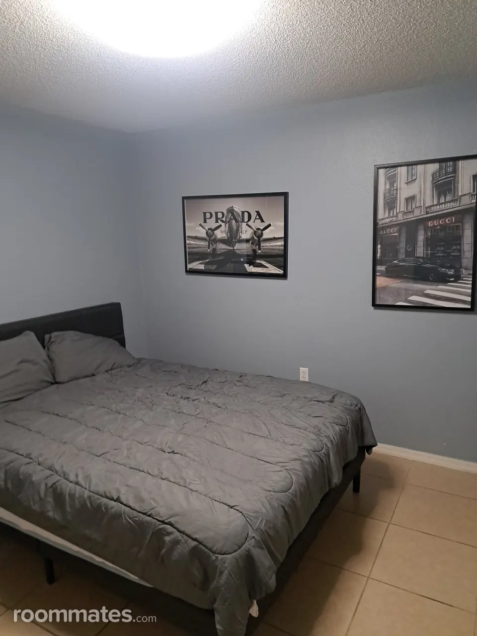 Profile photo 1 of 6