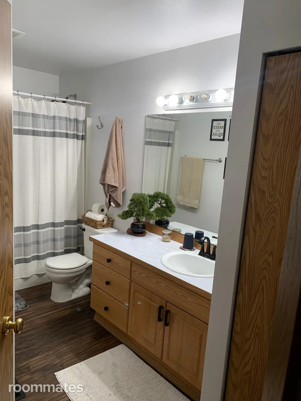 Profile photo 4 of 6