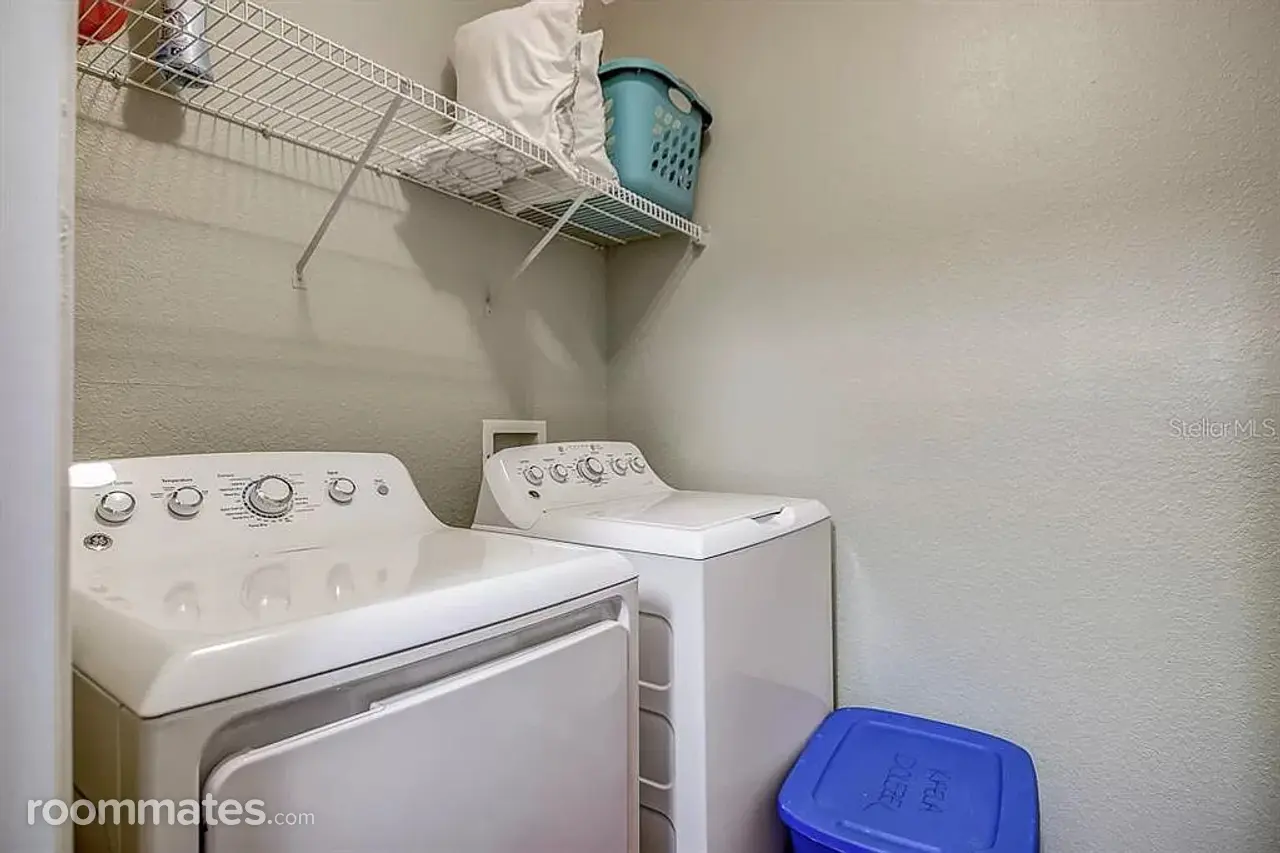 Profile photo 3 of 11