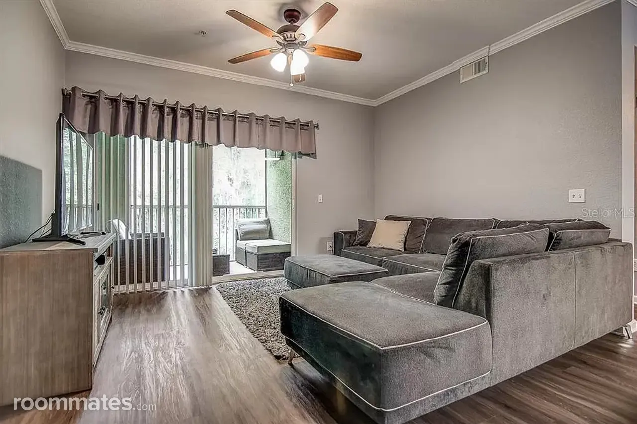 Profile photo 6 of 11