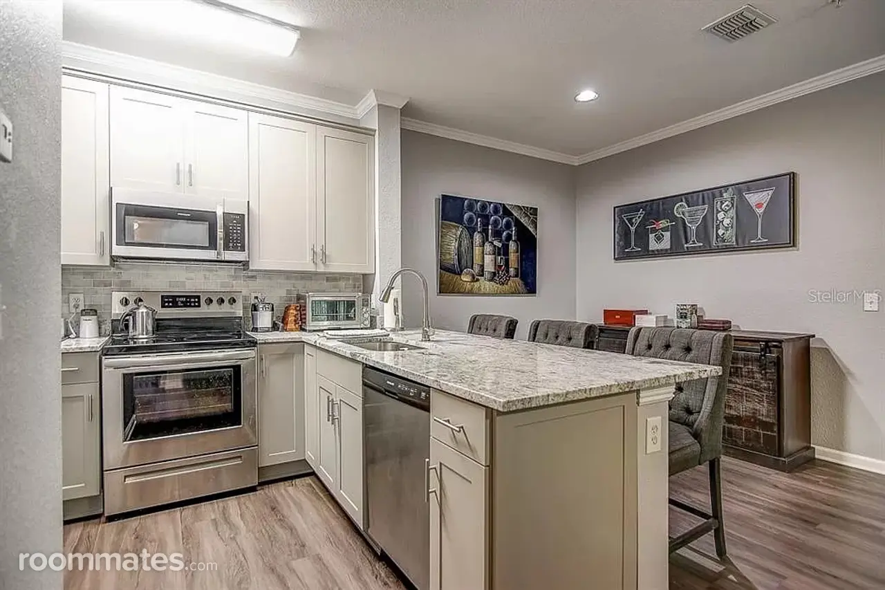 Profile photo 8 of 11